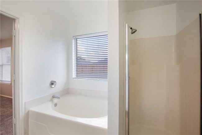 1606 Prickly Pear, House other with 3 bedrooms, 2 bathrooms and 4 parking in Lockhart TX | Image 17