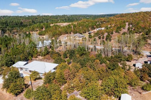 401 Kaanapali Ln, Bastrop, TX, 78602-5658 | Card Image