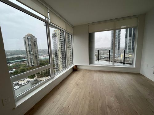 {{alt}} | Card Image