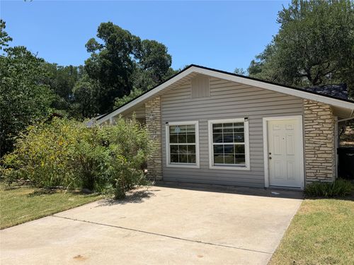 801 Brushy Creek Dr, Round Rock, TX, 78664-4501 | Card Image