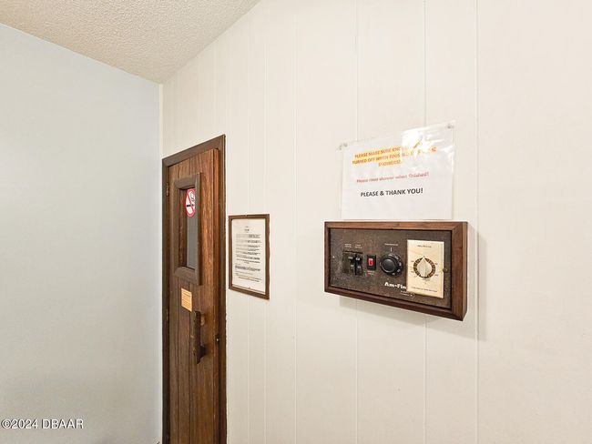 Sauna entrance | Image 45