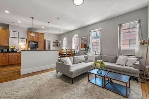 3a-480 Shawmut Ave, Boston, MA, 02118-3317 | Card Image