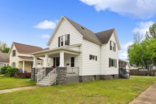 1533 Elizabeth Avenue, Marinette, WI, 54143 | Card Image