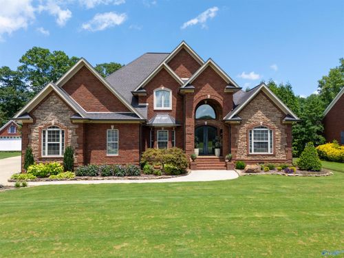 2401 Veranda Trce, Gadsden, AL, 35903-7373 | Card Image
