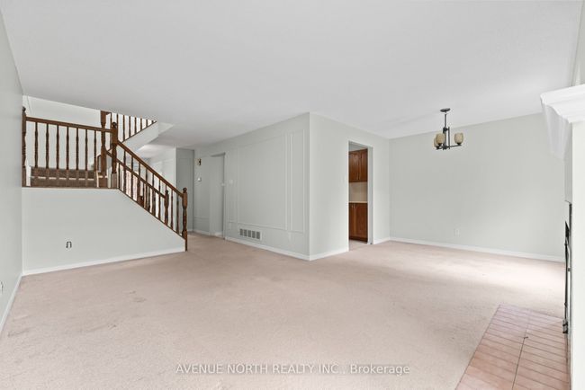 45 Wrenwood Cres, Condo with 3 bedrooms, 3 bathrooms and 1 parking in Nepean ON | Image 10