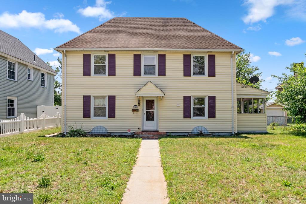 Residential in BROOKLAWN