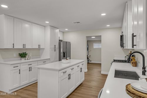 65 E 7th Ave, Mesa, AZ, 85210-8507 | Card Image