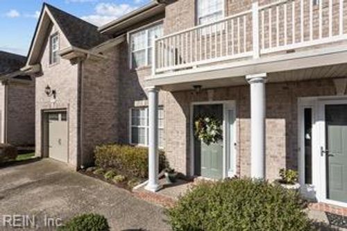 1025 Horton Pl, Virginia Beach, VA, 23454-6054 | Card Image