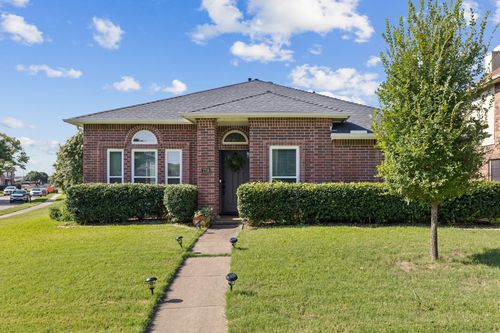 1716 Crescent Creek Ln, Plano, TX, 75025-2736 | Card Image