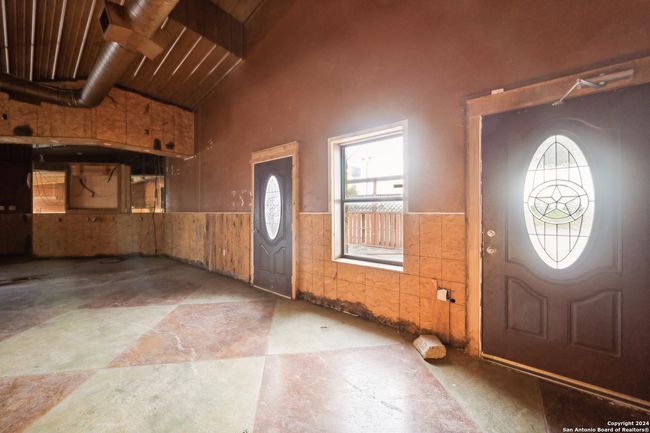 410 S Interstate 35, Home with 0 bedrooms, 0 bathrooms and null parking in Pearsall TX | Image 24