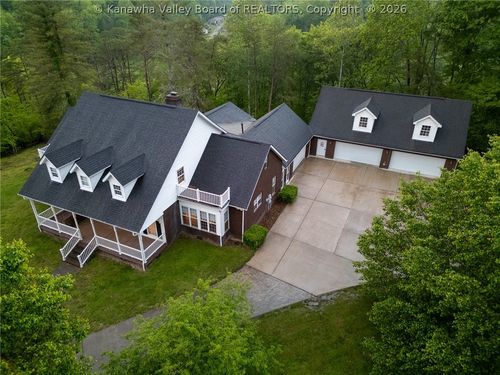 140 Morton Dr, Hamlin, WV, 25523-1103 | Card Image