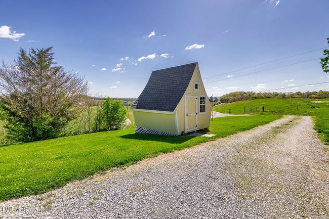 2057 Kite Rd, House other with 3 bedrooms, 2 bathrooms and null parking in Greeneville TN | Image 37