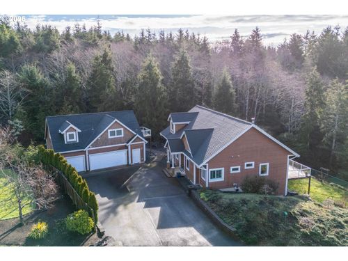 1125 Phelps Ave W, Tillamook, OR, 97141-6002 | Card Image