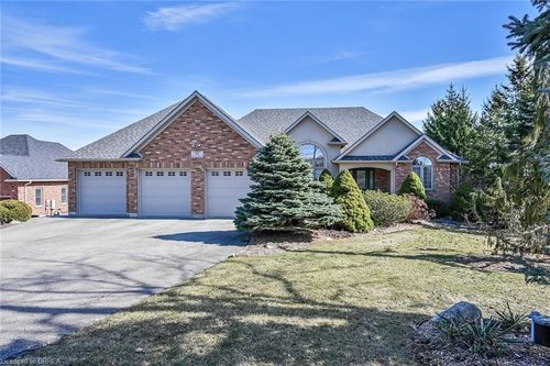 96 Pleasant Ridge Rd, Brantford, ON, N3R0B8 | Card Image