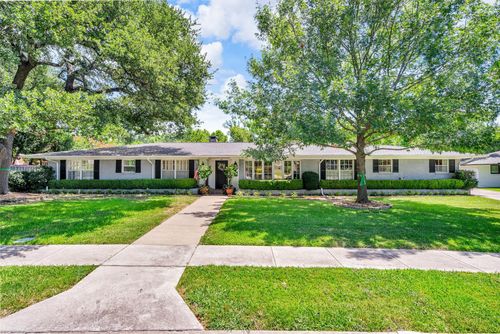 116 W Shore Dr, Richardson, TX, 75080-4916 | Card Image