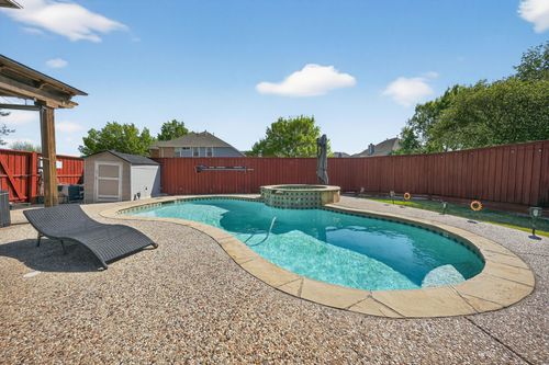 17909 Brent Dr, Dallas, TX, 75287-5977 | Card Image