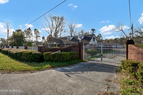 3112 John Grady Rd, Castle Hayne, NC, 28429-7200 | Card Image