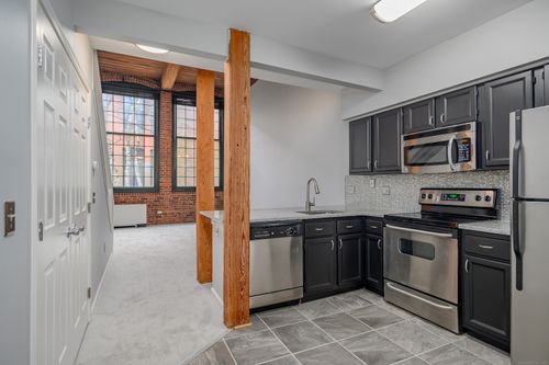 apt-141-25 Grand St, Norwalk, CT, 06851-3523 | Card Image