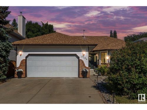 5704 47 St, Stony Plain, AB, T7Z1C6 | Card Image