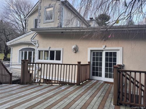 201 Red Hill Rd, New City, NY, 10956-1509 | Card Image