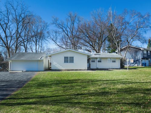 3005 Green Meadow Ln, Cary, IL, 60013-1228 | Card Image