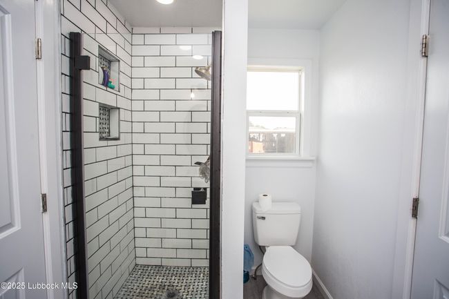 504 Avenue C, House other with 3 bedrooms, 2 bathrooms and null parking in Olton TX | Image 4