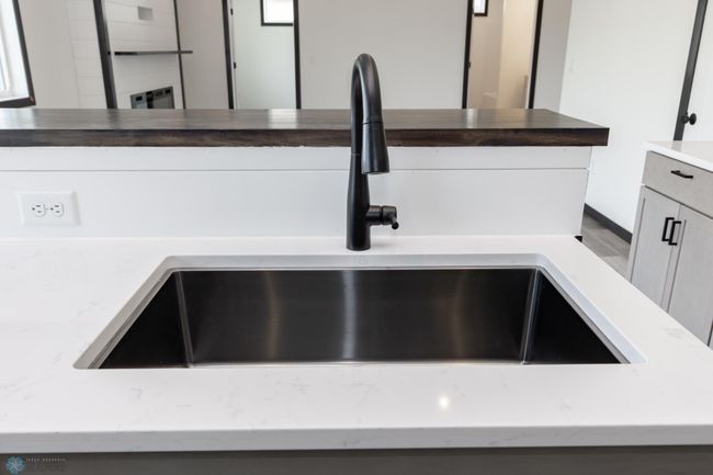 Kitchen | Image 28