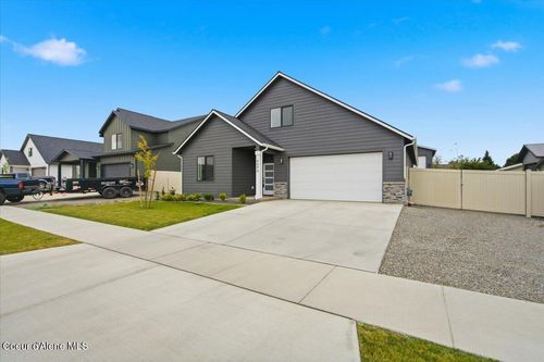 6696 W Portrush Dr, Rathdrum, ID, 83858-8337 | Card Image
