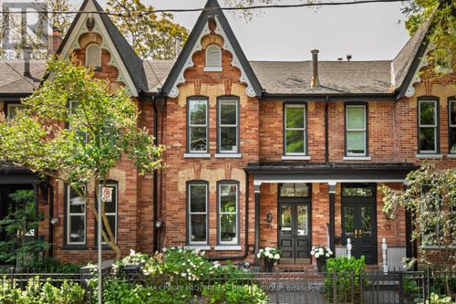 51 Spruce Street, Toronto (Cabbagetown-South St. James Town), ON, M5A2H8 | Card Image