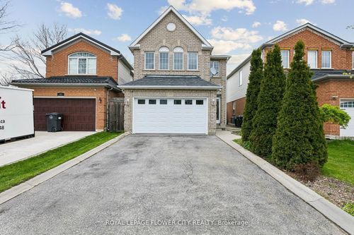 99 Cordgrass Cres, Brampton, ON, L6R1Z8 | Card Image