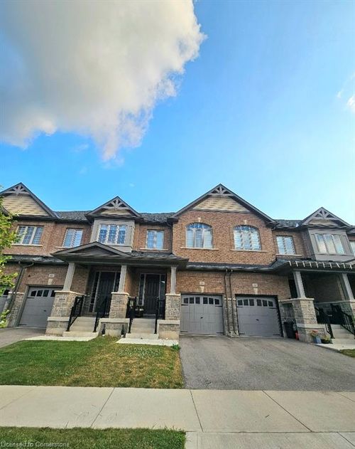 85 Gloria St, Kitchener, ON, N2R0R4 | Card Image