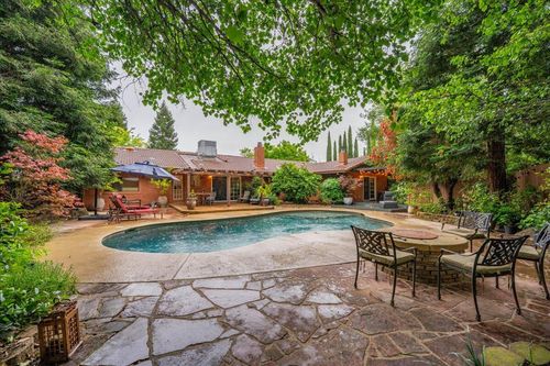 16476 Plateau Cir, Redding, CA, 96001-8734 | Card Image
