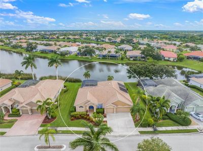 2995 Bravura Lake Drive, House other with 4 bedrooms, 3 bathrooms and null parking in Sarasota FL | Image 2