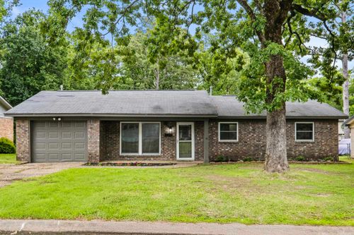 6600 Windhill Dr, North Little Rock, AR, 72118-2675 | Card Image