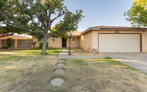 217 Pescara Way, Madera, CA, 93638-1520 | Card Image