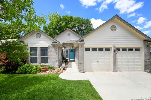 3825 Overlook Dr, Schertz, TX, 78108-2223 | Card Image