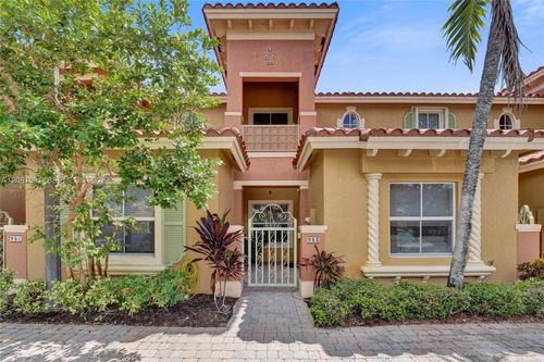 953 Sw 143rd Ave, Pembroke Pines, FL, 33027 | Card Image