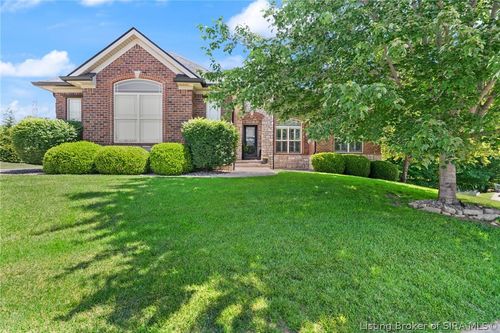3435 Royal Lake Dr, Floyds Knobs, IN, 47119-9807 | Card Image