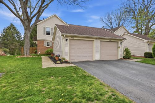 8392 Cliffthorne Way, Columbus, OH, 43235-1482 | Card Image