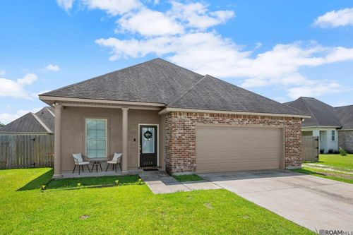 1718 S Gonzales Trace Ave, Gonzales, LA, 70737-1600 | Card Image