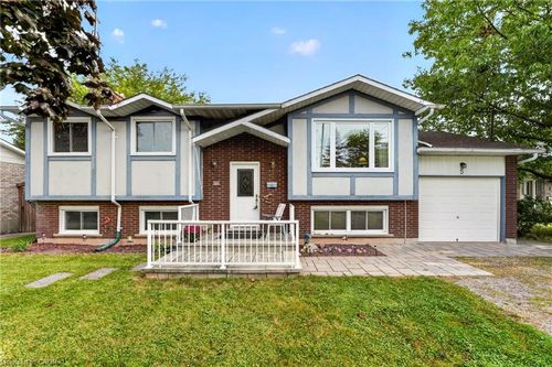 5 Brooks Cir, Smithville, ON, L0R2A0 | Card Image