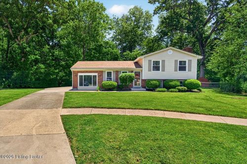 7000 Cochise Ct, Louisville, KY, 40258-1815 | Card Image