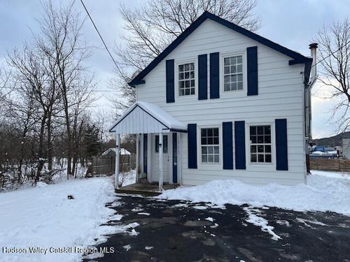 105 Cauterskill Ave, Catskill, NY, 12414-1748 | Card Image