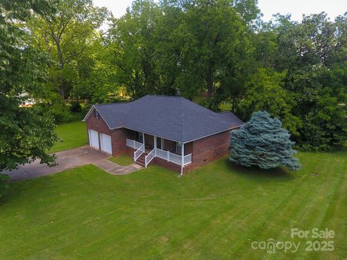 202 N Gaston Street, Kings Mountain, NC, 28086 | Card Image