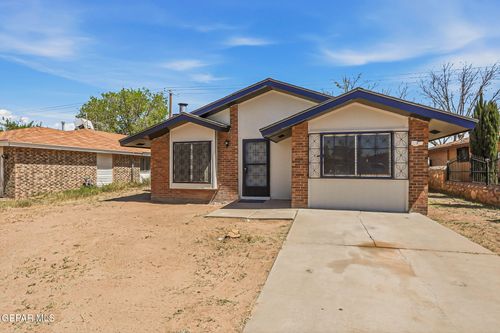 9805 Gifford Dr, El Paso, TX, 79927-2940 | Card Image