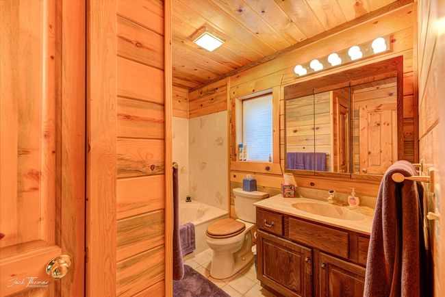 742 W Old Mullan Trl, Home with 4 bedrooms, 3 bathrooms and null parking in Elliston MT | Image 27