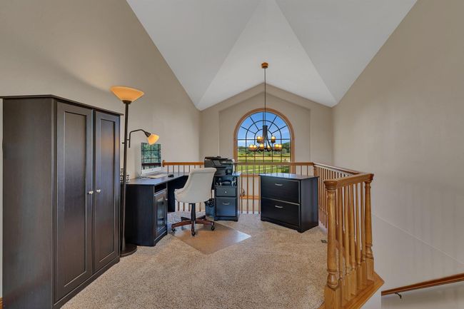 Upper level office area or flex space | Image 46