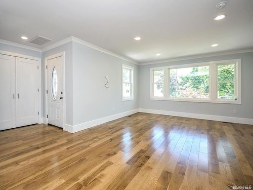 59 Hickory Rd, Port Washington, NY, 11050-1599 | Card Image