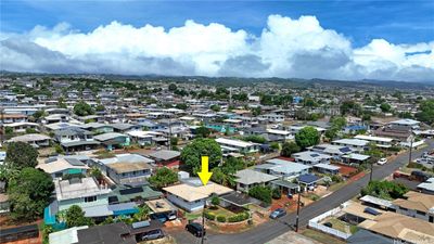 942 Makamua Place, House other with 3 bedrooms, 1 bathrooms and 1 parking in Pearl City HI | Image 2