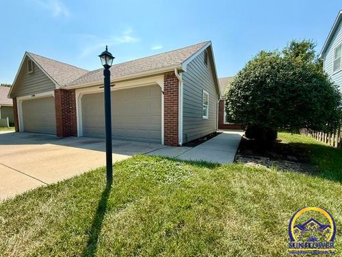 4711 Hearthside Dr, Lawrence, KS, 66049-3745 | Card Image